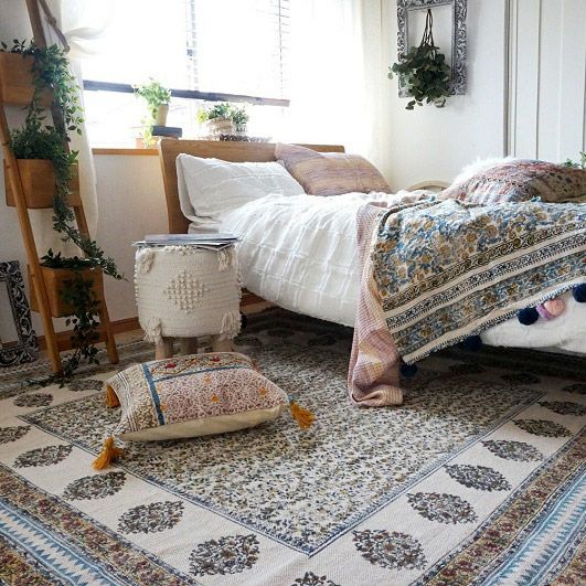 ハンドブロックプリントインドラグ・ナチュラルでおしゃれなデザイン